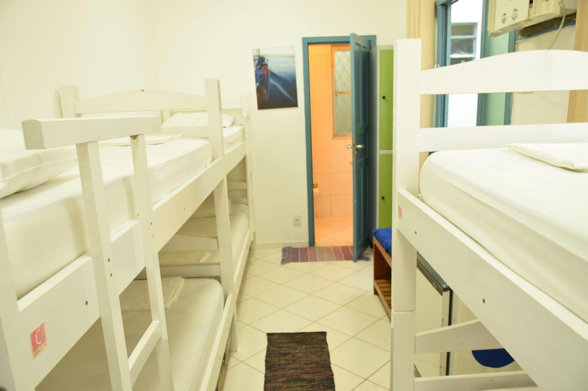 Hostal Kariok *