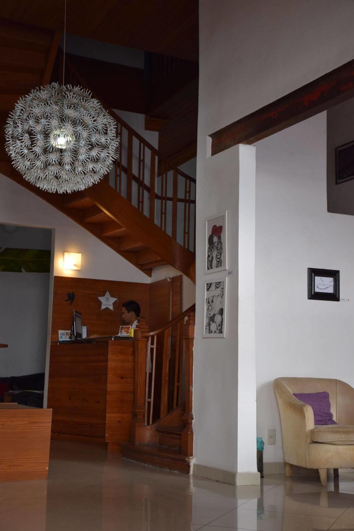 Kariok Hostal *